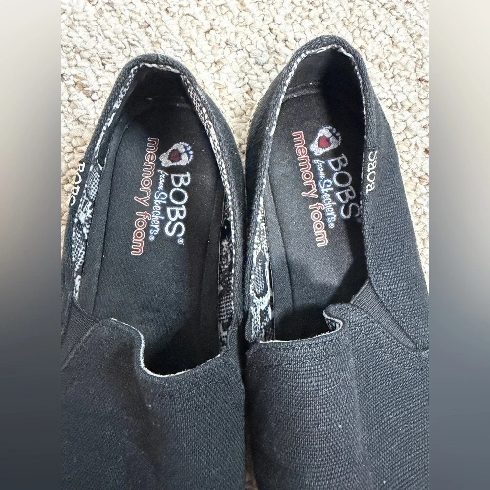 Bobs Skechers Memory foam Slip-On Shoes with Woven Trim size 7.5 - Picture 2 of 5